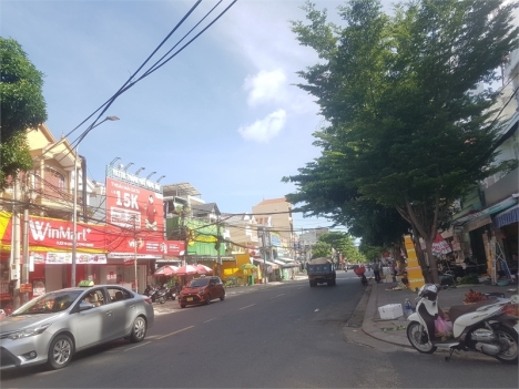 Cho thuê mặt bằng sạch đẹp 1 trệt 2 lầu đường Trương Công Định TPVT