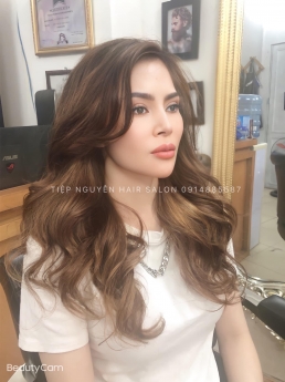 Uốn tóc bob layer xoăn sóng nhẹ - Tiệp Nguyễn Hair Salon