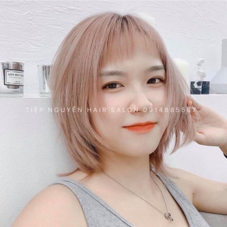 Uốn tóc xoăn sóng nước nhẹ nhàng cho nàng tóc thưa