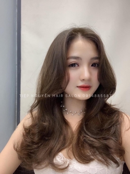 Tóc bob uốn xoăn, uốn xoăn sóng ngang vai Tiệp Nguyễn Hair ư