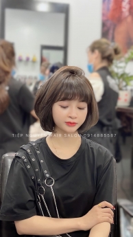 Uốn xoăn sóng nước nhẹ, Uốn tóc xoăn ngắn ngang vai Tiệp Nguyễn Hair Salon