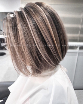Tóc nhuộm light blue cá tính cho nàng tóc ngắn, tóc bob uốn xoăn sóng - Tiệp Nguyễn Hair Salon