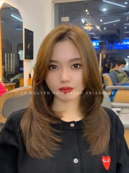 Nhuộm hightlight, Tóc bob uốn cụp ngang vai Tiệp Nguyễn Hair Salon