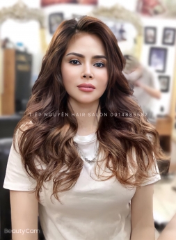 Tỉa layer ngang vai, Uốn tóc xoăn ngang vai cho nàng mặt tròn Tiệp Nguyễn Hair Salon