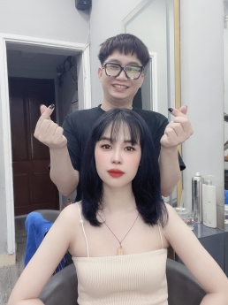 Tóc uốn xoăn sóng nước nhẹ nhàng ngang vai Tiệp Nguyễn Hair Salon