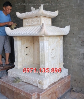 Mẫu miếu thờ thần linh bằng đá khối