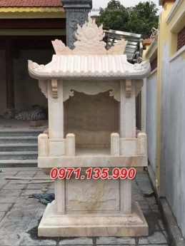 Mẫu miếu thờ thần linh bằng đá khối