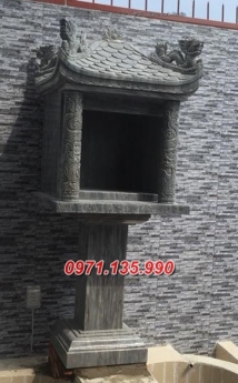 Mẫu miếu thờ thần linh bằng đá khối