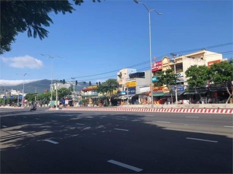 Bán đất Sơn Trà, Đà Nẵng diện tích 120m2 đường Ngô Quyền giá hấp dẫn