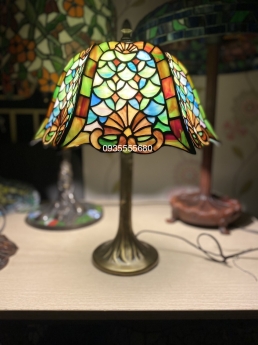 Giao lưu đèn bàn tiffany họa tiết châu âu