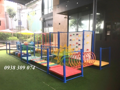 Bộ vận động liên hoàn đa năng dành cho bé