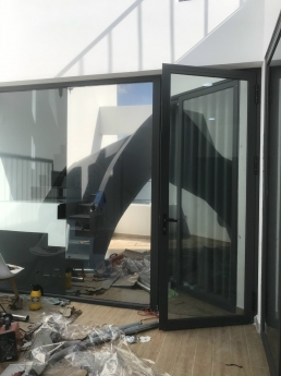 CTY VINTA DOOR THÁI TIẾN chuyên cửa nhôm kính XINGFA các loại