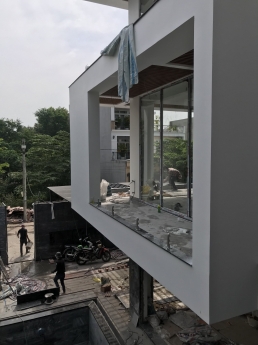 CTY VINTA DOOR THÁI TIẾN chuyên cửa nhôm kính XINGFA các loại