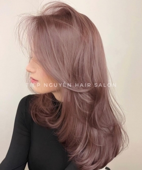 Tóc xoăn sóng lơi, uốn tóc xoăn sóng lơi ngang lưng cho nàng mặt vuông Tiệp Nguyễn Hair Salon