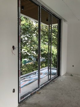 CTY VINTA DOOR THÁI TIẾN chuyên cửa nhôm kính XINGFA các loại