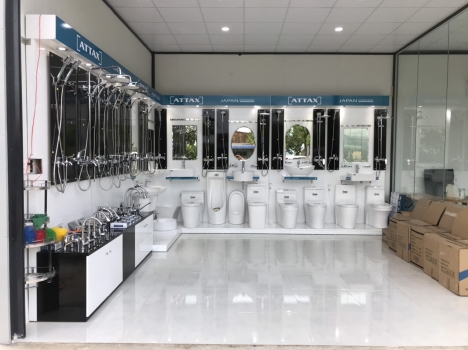 Kệ trưng bày bồn cầu, sen vòi, phụ kiện nhà tắm, vệ sinh