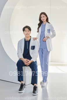 Mẫu áo blouse bác sĩ tay ngắn mới nhất 2022, bền đẹp, giá cả cạnh tranh