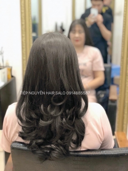 Tóc xoăn sóng lơi, kiêu tóc đang làm mưa làm gió hiện nay Tiệp Nguyễn Hair Salon