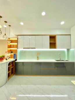 Bán nhà 3 tầng TT.Hải Châu, HXH, 90m2 vừa đẹp vừa rẻ, giá chỉ 4.3 tỷ