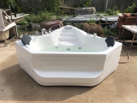 Mua bán bồn tắm giá sỉ, giá rẻ cho đại lý, cửa hàng.