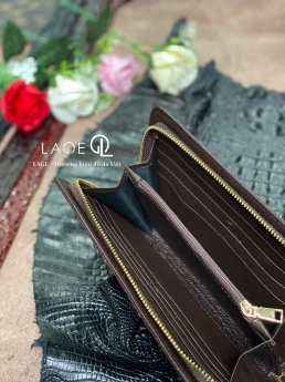 Clutch cá sấu nâu