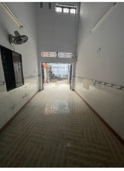 Nhà nguyên căn 100m2 Dương Quãng Hàm GV ngay cổng ĐH Văn Lang CS3