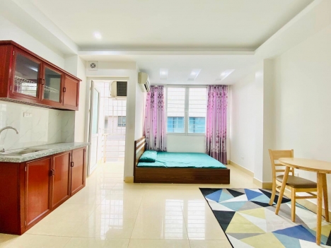 NHÀ ĐẸP NGUYỄN ĐÌNH HOÀN 6 TÂNG x 40 m2 Ở NGAY, Ô TÔ 5M  GIÁ 5.3 TỶ.