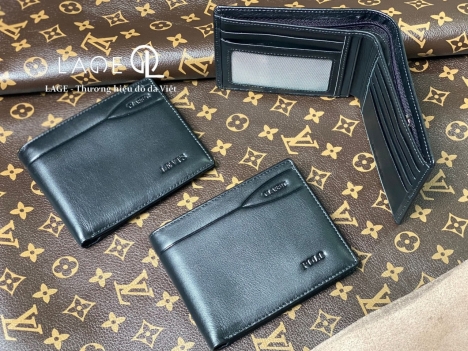 Em còn ít ví da bò như hình Thanh lý từ 5 cái Giá 195k/cái Bao kiểm tra trước khi thanh toán