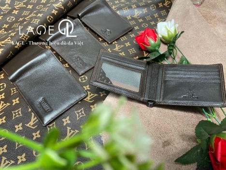 Em còn ít ví da bò như hình Thanh lý từ 5 cái Giá 195k/cái Bao kiểm tra trước khi thanh toán