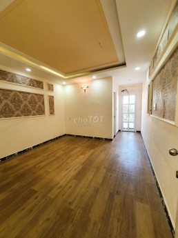 Cho thuê! Nhà mặt tiền Đặng Dung, Quận 1 hầm 4 lầu 8x17m nhà mới sơn sửa lại sạch sẽ