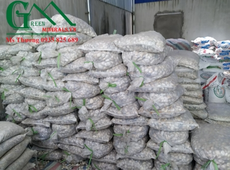 Sỏi biển ba màu