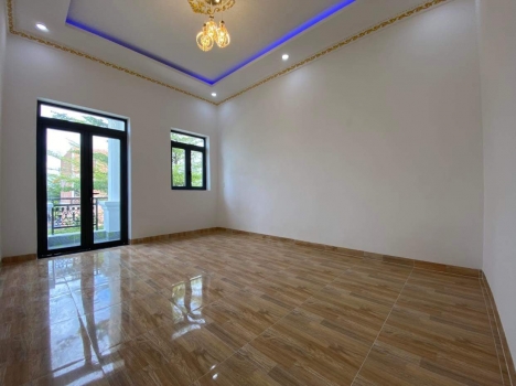 Bán Nhà 2 Lầu 1 Trệt Ngay Chợ Đêm Hoà Lân - TP.Thuận An - Bình Dương