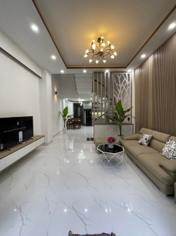 Bán nhà Ông Ích Khiêm, Hải Châu, Kiệt Oto, 59m2, 3 tầng, 3 PN, 3,8tỷ