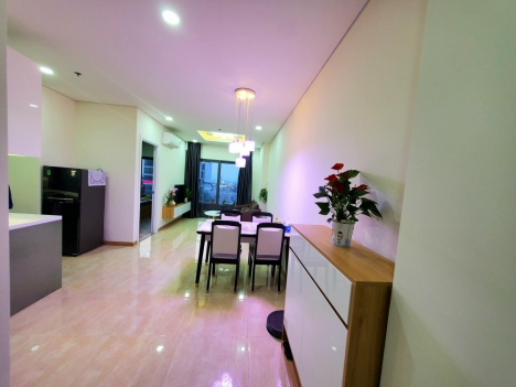 cho thuê căn hộ 2 phòng ngủ với nội thất cao cấp