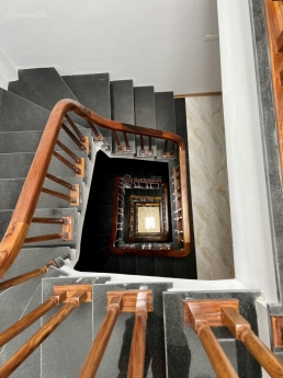 3.5 TỶ CĂN GÓC 2 MẶT HXH GẦN TRƯỜNG TIỂU HỌC BÌNH CHIỂU - 50M2.