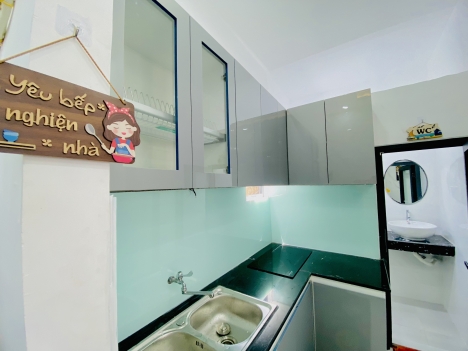 Bán nhà Bùi Thị Xuân để lại toàn bộ nội thất đẹp, gần xong mát mẻ