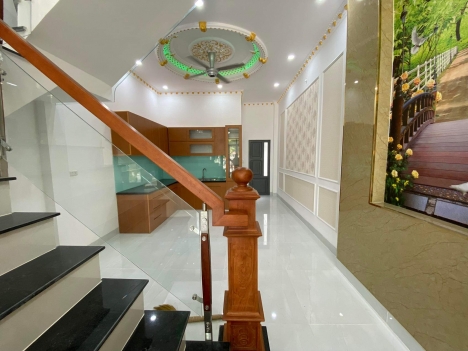BÁN NHÀ 2 LẦU 1 TRỆT - PHONG CÁCH HIỆN ĐẠI ĐẲNG CẤP - TP.THUẬN AN - BÌNH DƯƠNG