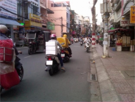 Cho thuê phòng trọ giá rẻ quận Tân Bình, gần ngã tư Bảy Hiền.