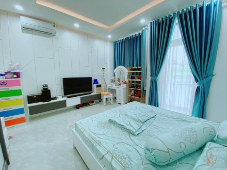 Giá siêu đầu tư, ngay TT Đà Nẵng, Oto né, 75m2, 3 Tầng, chỉ 3,7tỷ