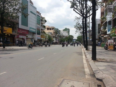 Cho thuê MB 4m x 14m 122 Hậu Giang P6 Q6
