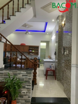 THANH LÝ GẤP NHÀ BỬU HÒA THAY ĐỔI CHỖ Ở ( VỀ Ở CHUNG BA MẸ) 3TY