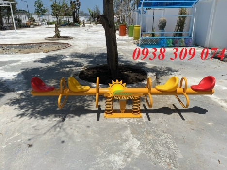 Bập bênh đòn ngoài trời 2 ghế, 4 ghế dành cho bé