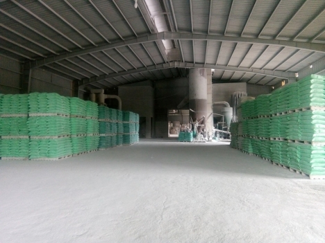 Đá hạt đen làm gạch terrazzo