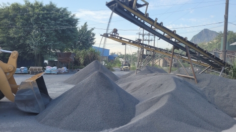 Đá hạt đen làm gạch terrazzo