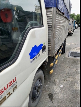 Chính chủ bán xe ISUZU 2 tấn đời 2013 có máy lạnh