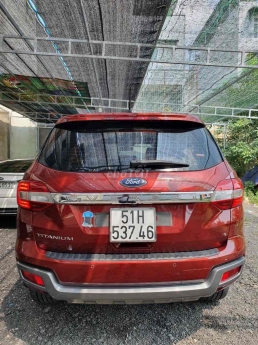 Cần bán xe Ford Everest 2019 máy dầu 1 đời chủ hỗ trợ góp 70% xe