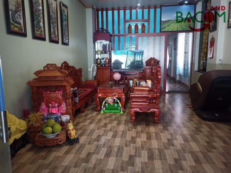 BÁN NHÀ BỬU HÒA 4 TỶ TẶNG NỘI THẤT ĐỂ ĐỊNH CƯ MỸ ( CÓ QUẦY BAR)