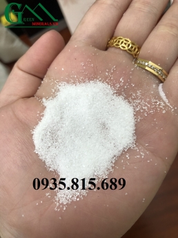 Cát silic làm sân chơi, bãi biển