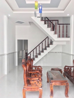 Nhà chủ cần bán  ngay đường Bùi Thanh Khiết cách ql1a 500m