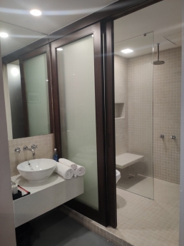 Cho thuê biệt thự hiện đại 9x25m sân vườn Trần Qúy Khoách, Quận 1
